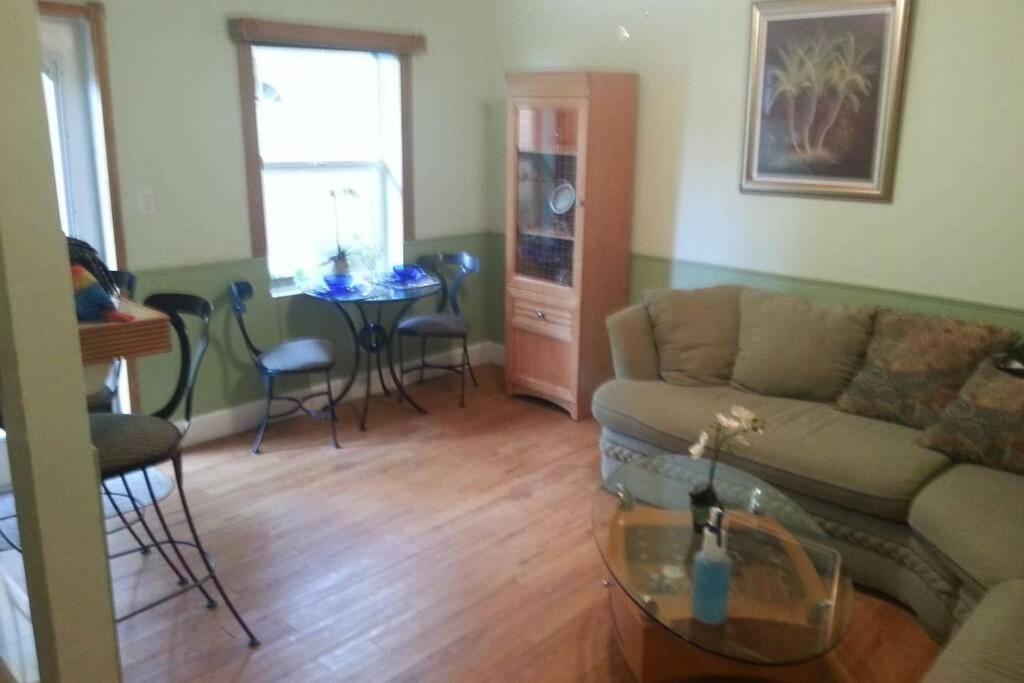 Steps From The Beach Right On The Waterfront Apartment Hollywood Bagian luar foto